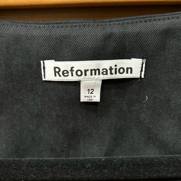 Reformation Devin Twill Vest - Picture 6 of 8